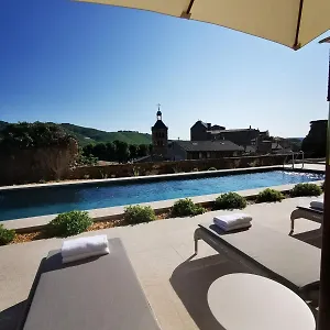 https://hotel-de-la-villeon.hotels-rhonealpes.com