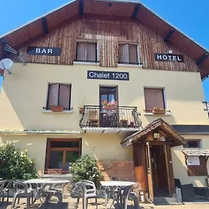 https://chalet-1200.hotels-rhonealpes.com