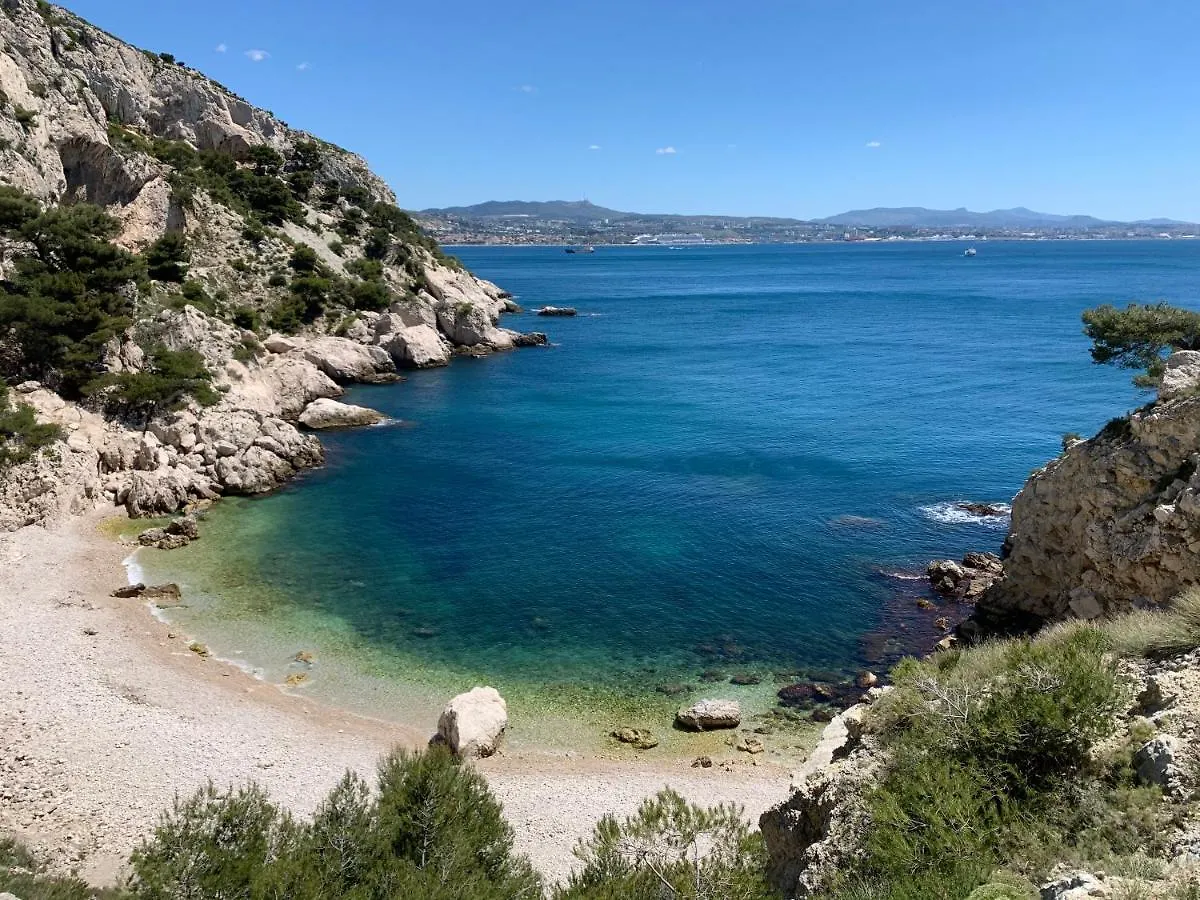Hotel La Parenthese Saint Donat Aix-en-Provence 0*,  Frankreich